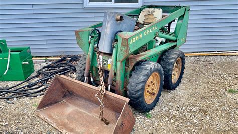 how to replace drive chain on jd skid steer 170|skid steer drive chain replacement.